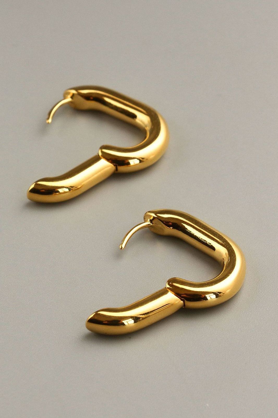 Classy - Mini Rectangular Earrings