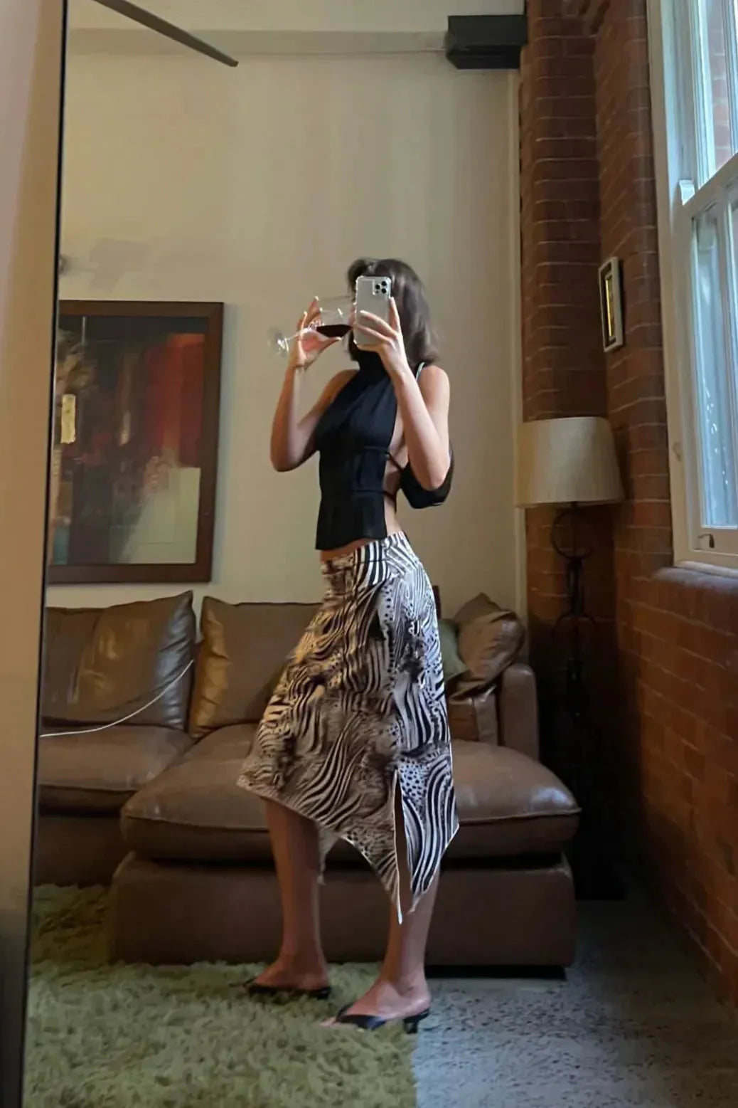 Lerah - Backless Pleated Top