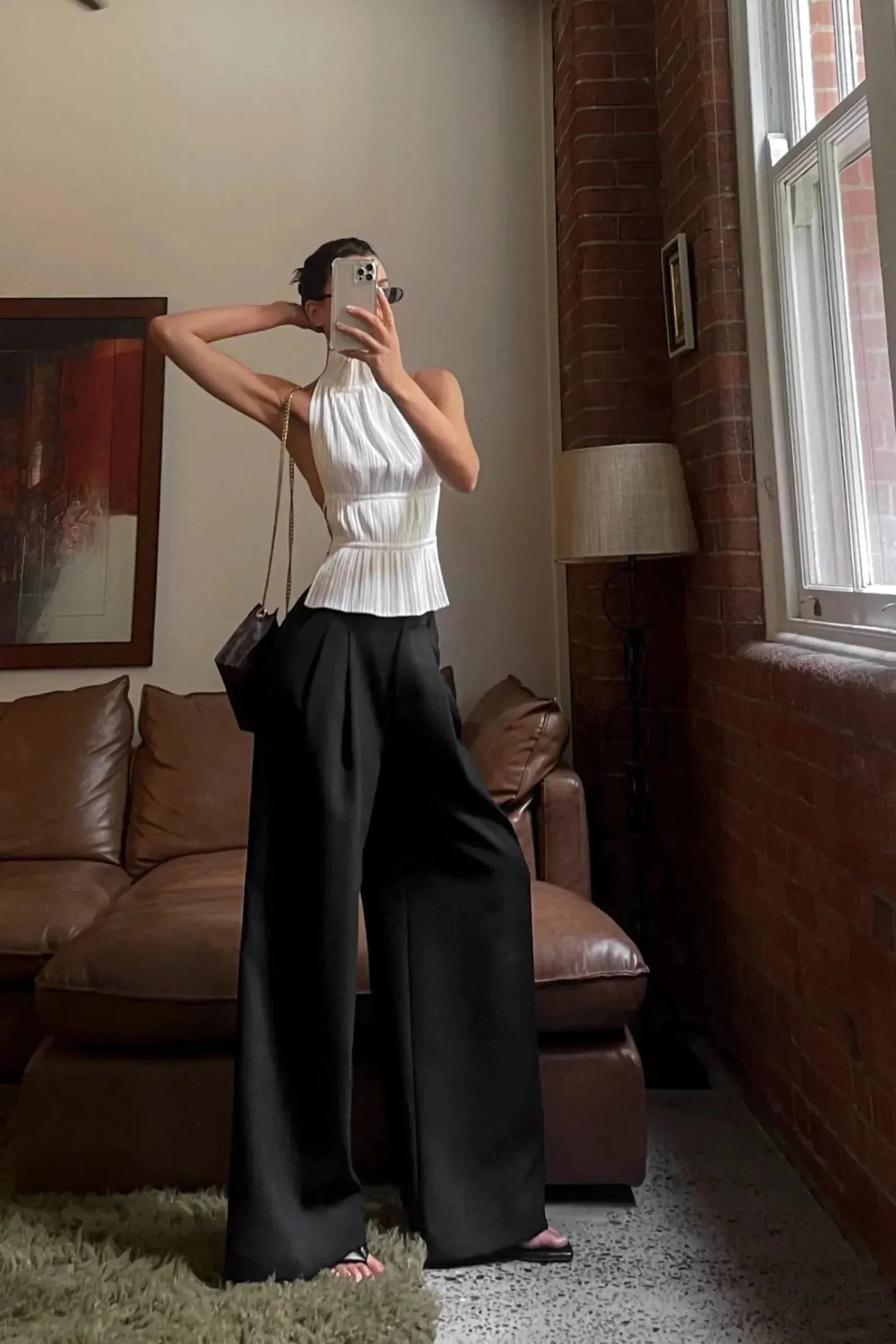 Lerah - Backless Pleated Top