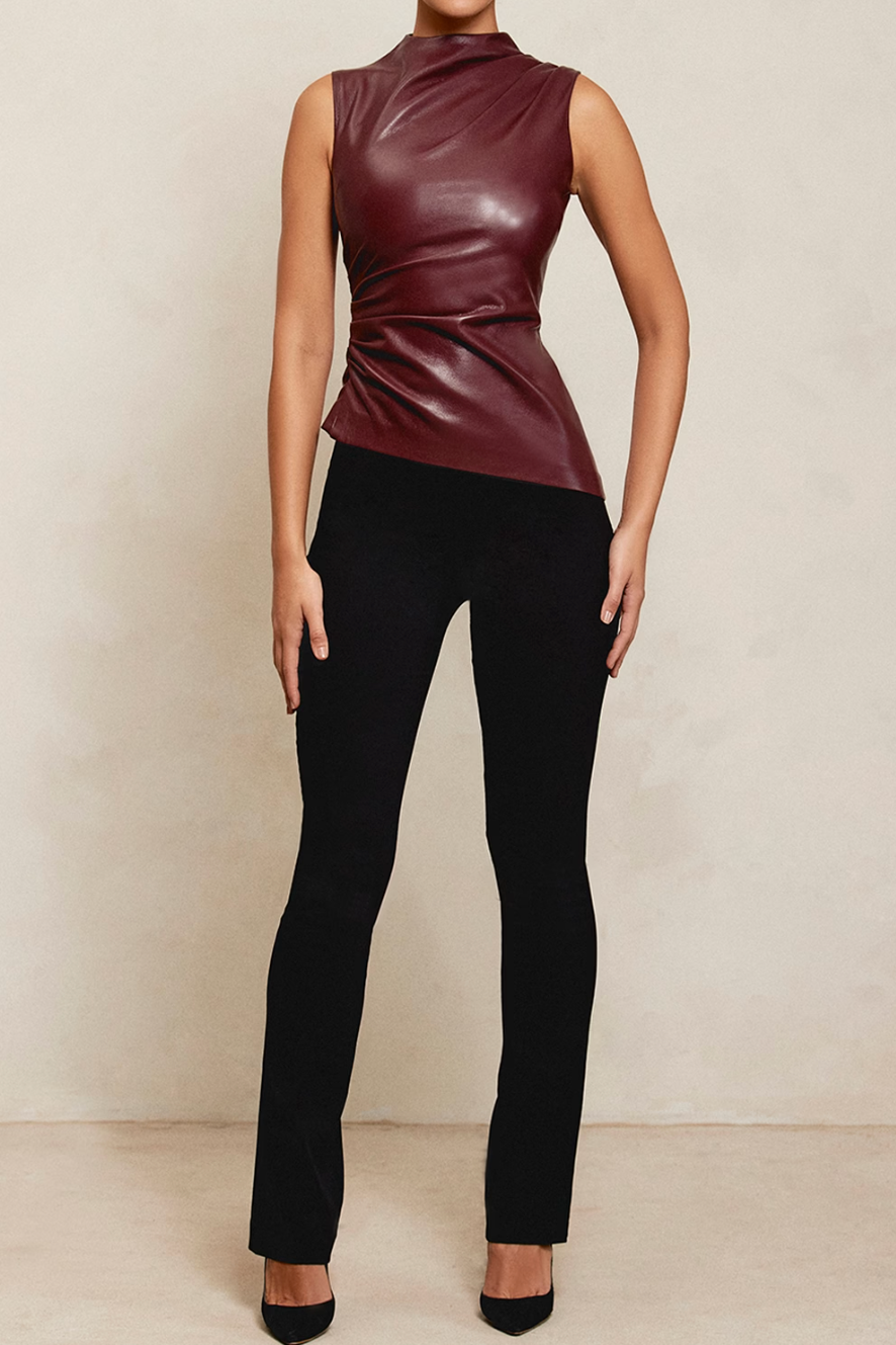 Ylona - Luxe Slim-fit Leather Top