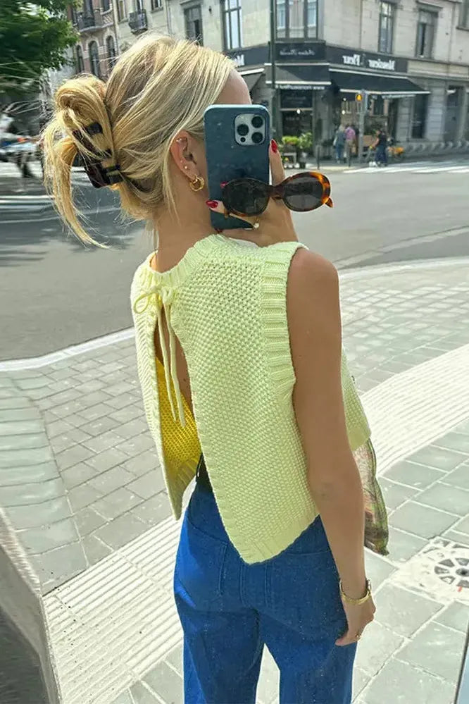 Leona - Pull-Over Knit Top
