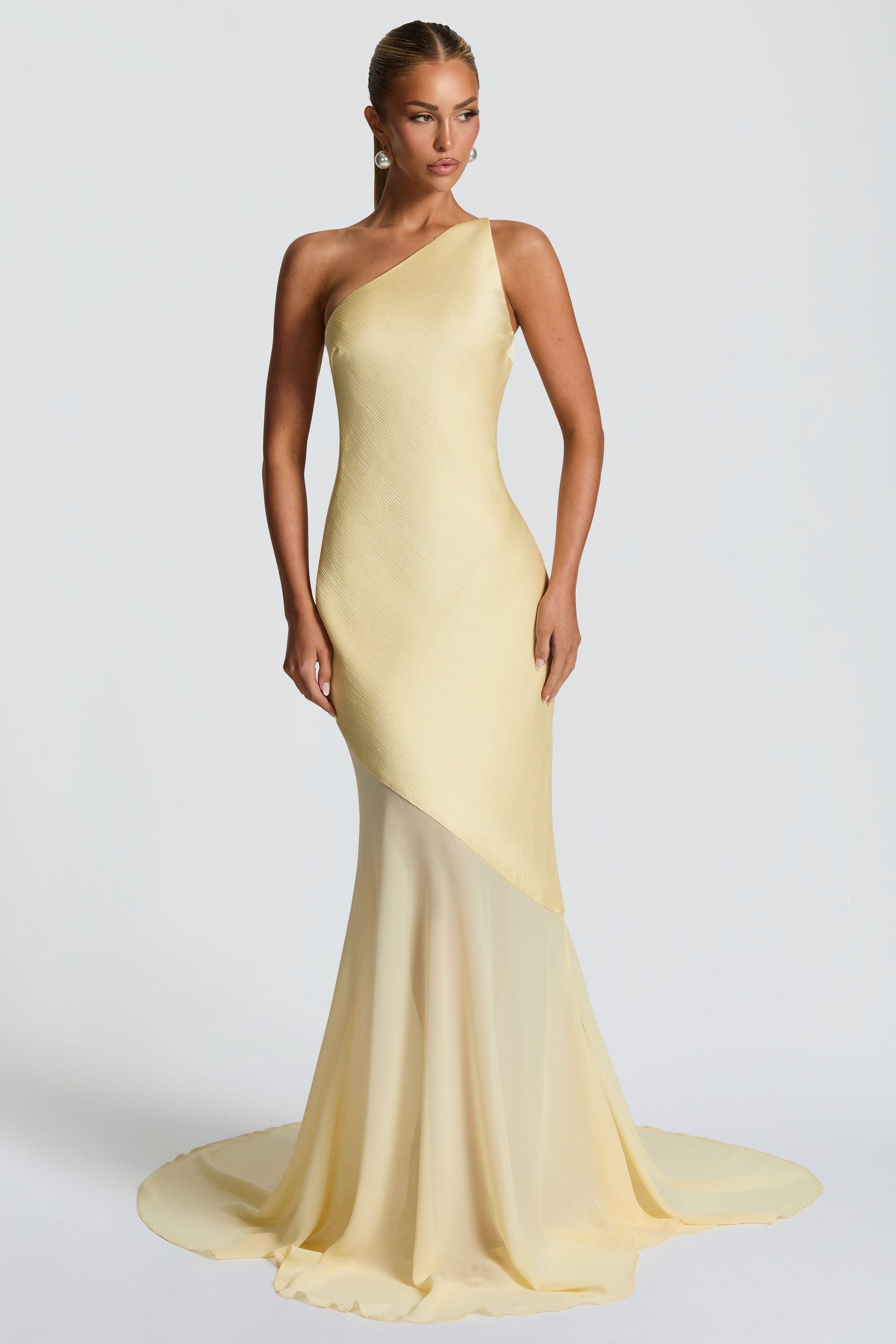 Amana - Fable Gown