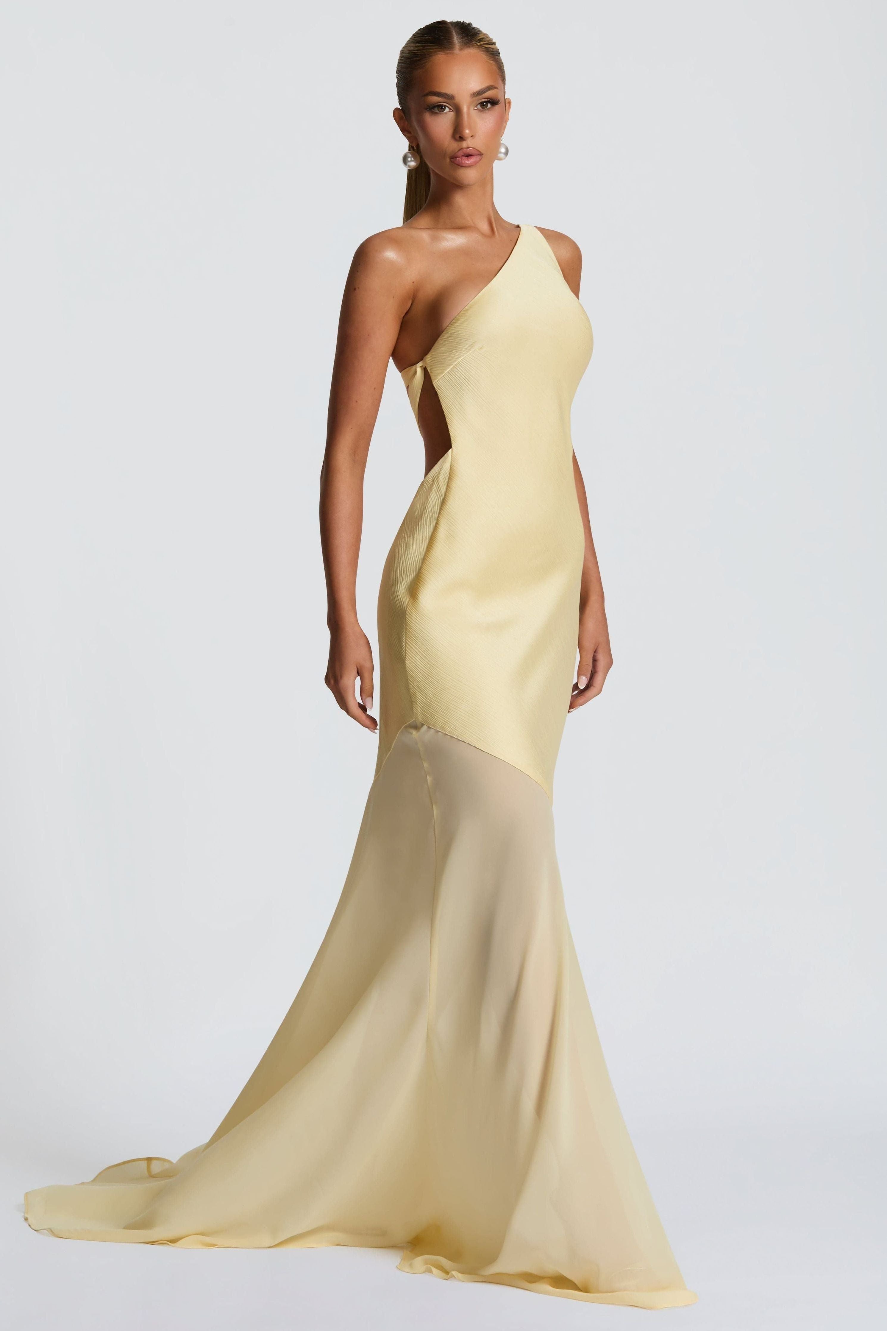 Amana - Fable Gown